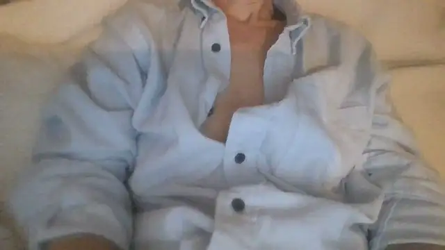 Valentinette online show from April 2026 07:37:02 PM