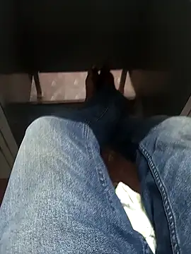 Snapshot of Tn_localboy69 chatting on March 2025 02:44:01 PM Tn localboy69 online show from March 2025 02:44:01 PM