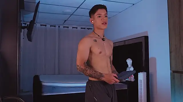 ErosKhaos online show from September 2025 05:57:02 AM