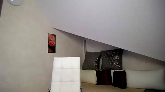 Snapshot of Kathylovexxx chatting on November 2025 04:31:02 PM Kathylovexxx online show from November 2025 04:31:02 PM