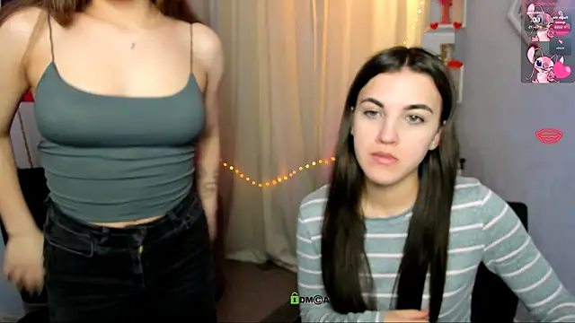 Snapshot of kiki_swan chatting on April 2026 06:08:01 AM kiki swan online show from April 2026 06:08:01 AM