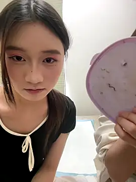 Snapshot of TOP_yoyo chatting on January 2026 08:17:01 AM TOP yoyo online show from January 2026 08:17:01 AM