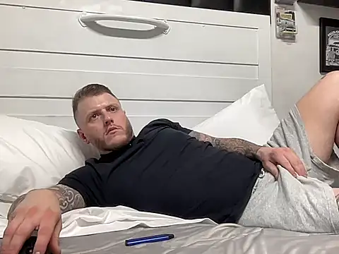 Snapshot of Thegreatwhitepipe chatting on September 2025 01:42:01 AM Thegreatwhitepipe online show from September 2025 01:42:01 AM