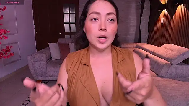 Snapshot of heidy_johns chatting on March 2026 03:10:01 AM heidy johns online show from March 2026 03:10:01 AM