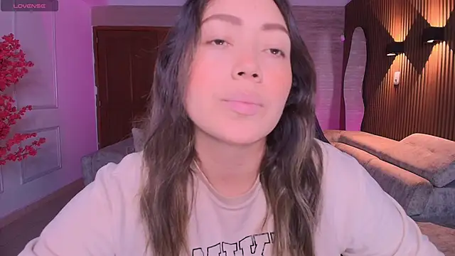 Snapshot of heidy_johns chatting on March 2026 03:12:01 AM heidy johns online show from March 2026 03:12:01 AM