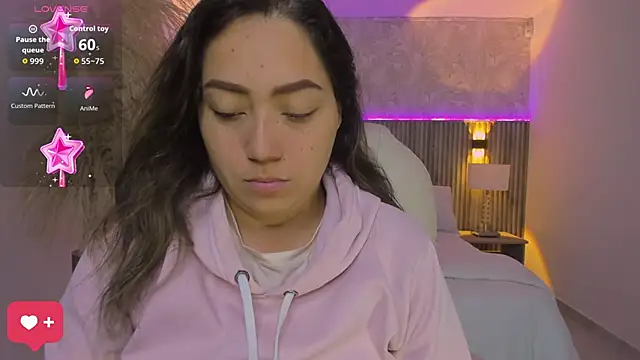 Snapshot of heidy_johns chatting on March 2026 11:54:02 AM heidy johns online show from March 2026 11:54:02 AM