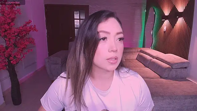 Snapshot of heidy_johns chatting on April 2026 03:02:01 AM heidy johns online show from April 2026 03:02:01 AM