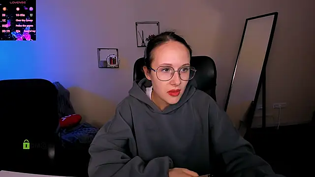 mona cloud online show from September 2025 10:42:01 PM