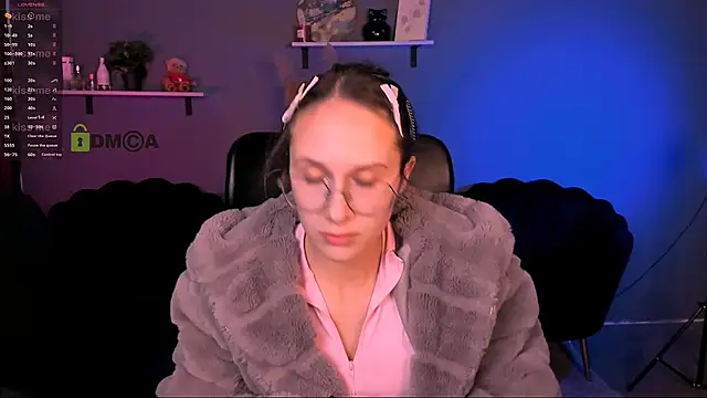 mona cloud online show from October 2025 11:27:01 PM