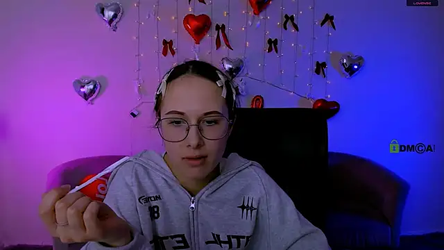 mona cloud online show from February 2026 07:51:02 PM