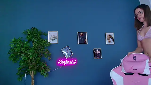 Perfect Moans online show from February 2026 06:22:01 AM