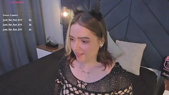 Snapshot of morita_mei chatting on March 2025 06:04:02 PM morita mei online show from March 2025 06:04:02 PM