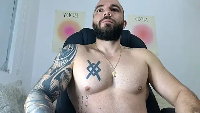 Isaac Carter online show from January 2026 11:04:01 AM