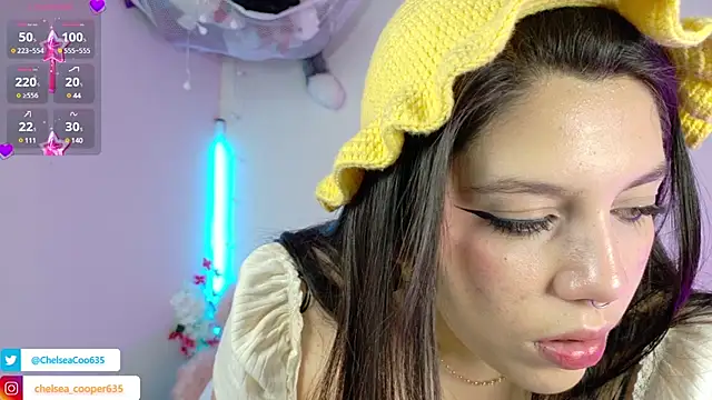Snapshot of chelsea__coo chatting on March 2025 08:31:01 PM chelsea  coo online show from March 2025 08:31:01 PM