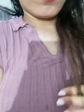 saraaxx1 online show from July 2026 09:45:02 PM