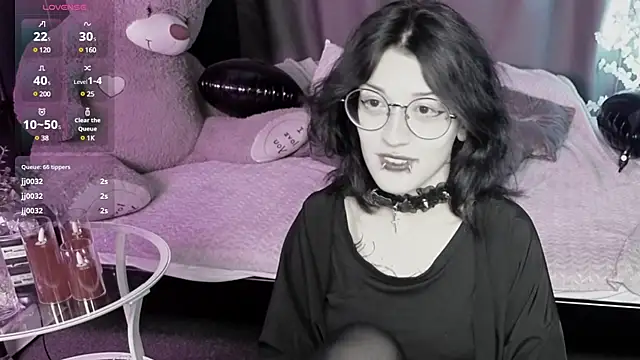 Setsunai  online show from March 2025 02:42:02 AM