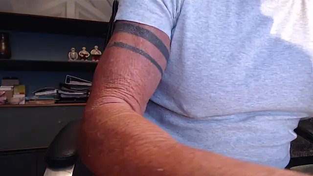 Snapshot of munichrubber chatting on September 2025 03:08:02 AM munichrubber online show from September 2025 03:08:02 AM