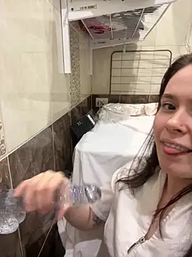 Snapshot of _LunaMirana_ chatting on March 2025 09:38:02 PM LunaMirana online show from March 2025 09:38:02 PM