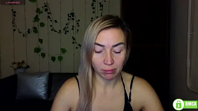 Snapshot of Kiss_julli88I chatting on January 2026 06:24:02 PM Kiss julli88I online show from January 2026 06:24:02 PM