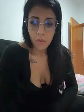 Snapshot of jheicylli chatting on June 2026 01:21:01 PM jheicylli online show from June 2026 01:21:01 PM