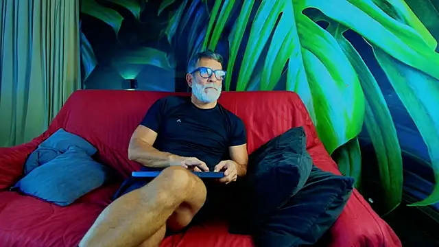 LukeCrews online show from September 2025 07:19:02 PM