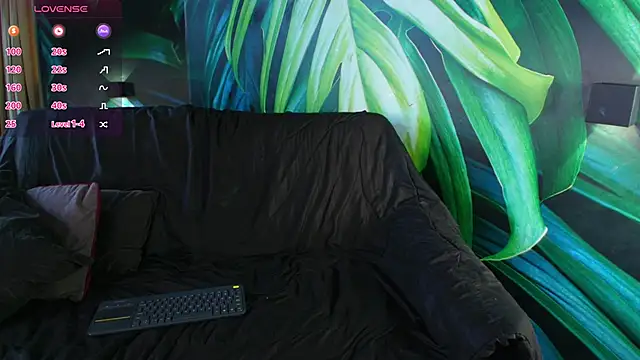 LukeCrews online show from October 2025 06:51:01 PM