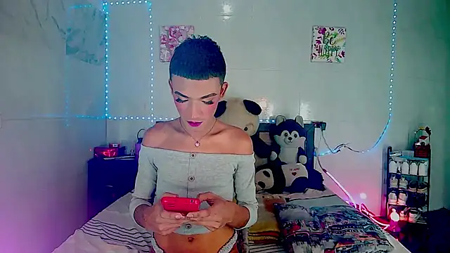 KimberlyXtreme online show from October 2025 06:08:01 PM