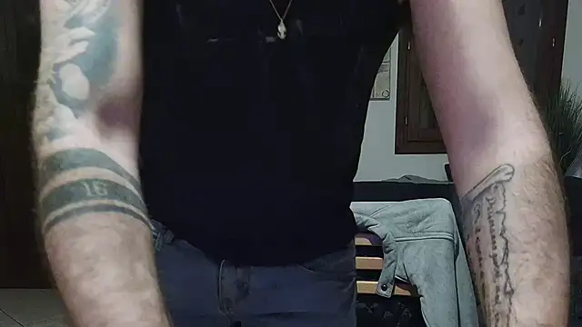 maialinofriuli online show from November 2025 11:26:02 PM