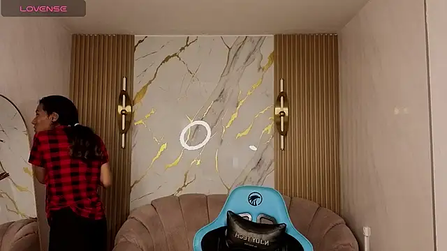  wendy b online show from November 2025 03:06:02 AM