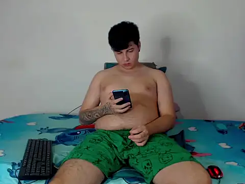 Snapshot of CrissConor chatting on June 2026 04:44:01 PM CrissConor online show from June 2026 04:44:01 PM