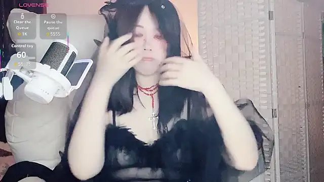 Cocobee online show from October 2025 04:46:01 PM