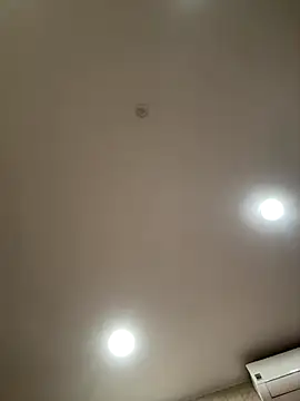 Snapshot of AleksandraRich chatting on November 2025 01:11:02 PM AleksandraRich online show from November 2025 01:11:02 PM