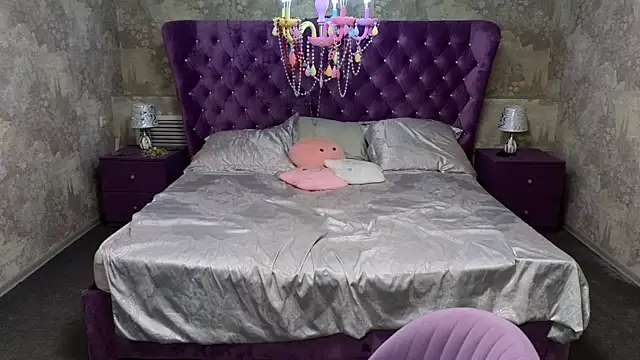 Snapshot of Kira_Kenet chatting on March 2025 02:32:02 PM Kira Kenet online show from March 2025 02:32:02 PM