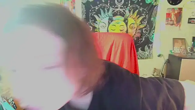 Snapshot of Lil_foxxx chatting on September 2025 05:27:02 PM Lil foxxx online show from September 2025 05:27:02 PM