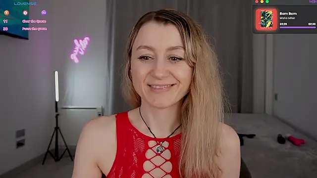   Milana     online show from March 2026 03:49:01 PM