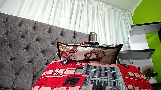 Snapshot of ANA-BULLOCK- chatting on November 2025 12:05:02 PM ANA-BULLOCK- online show from November 2025 12:05:02 PM