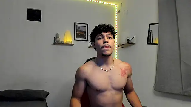 Snapshot of ares_parker2 chatting on March 2025 02:21:01 AM ares parker2 online show from March 2025 02:21:01 AM