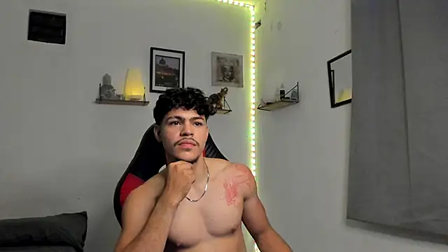 Snapshot of ares_parker2 chatting on March 2025 12:07:02 AM ares parker2 online show from March 2025 12:07:02 AM