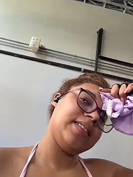 AlesiaCooper online show from March 2026 08:37:02 PM