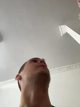 Thiagobb7 online show from February 2026 03:22:01 PM