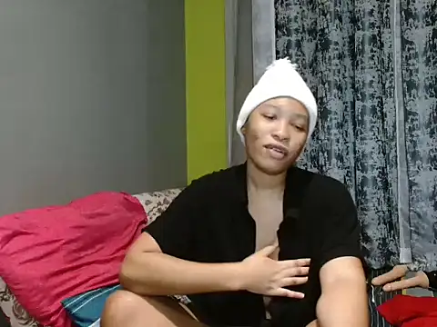 Tallwildnspicey98 online show from March 2026 04:54:01 PM