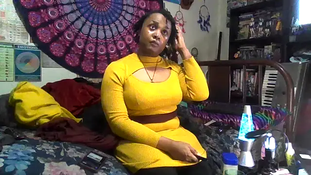 Snapshot of GardeniaFields chatting on November 2025 04:44:01 AM GardeniaFields online show from November 2025 04:44:01 AM