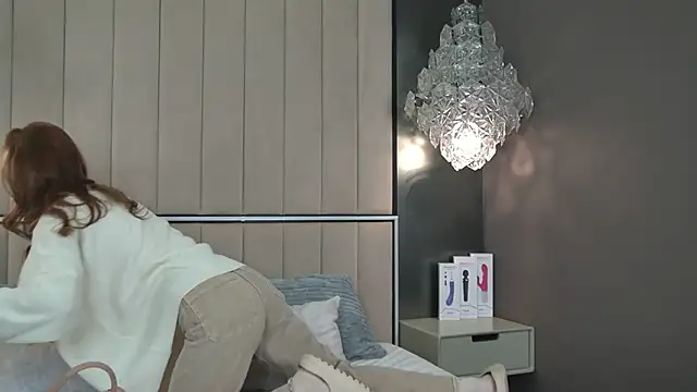 MiraBliss online show from March 2026 05:18:02 PM