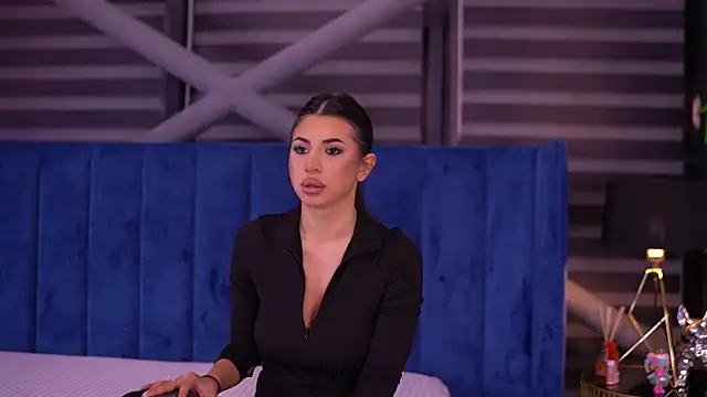 TanyaVonDe online show from January 2026 06:00:02 PM