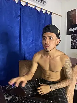 Snapshot of Zayn_kane chatting on October 2025 04:16:01 AM Zayn kane online show from October 2025 04:16:01 AM