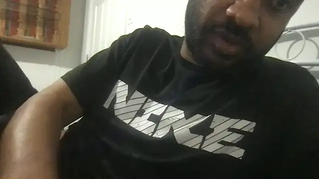 Snapshot of hami513 chatting on October 2025 05:26:02 AM hami513 online show from October 2025 05:26:02 AM