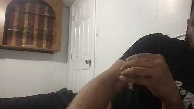 Snapshot of hami513 chatting on October 2025 03:37:02 AM hami513 online show from October 2025 03:37:02 AM