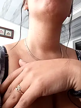 Nathaly 12 online show from November 2025 05:35:02 PM