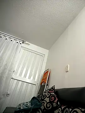 VictoriaGerard Pink online show from October 2025 12:15:02 AM