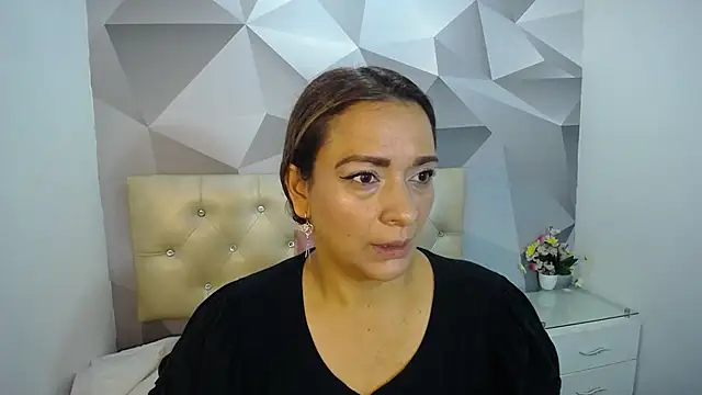 Milf-Prettyboobs online show from November 2025 10:58:01 AM